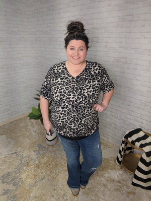 POCKETFUL OF PERFECT- PRINTS SHORT SLEEVE TOPS Michelle Mae 