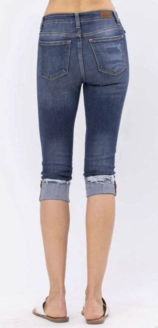 Judy Blue Distressed Cuff Skinny Capri