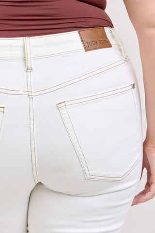 Judy Blue Kick Flare Crop in Creamy Ivory