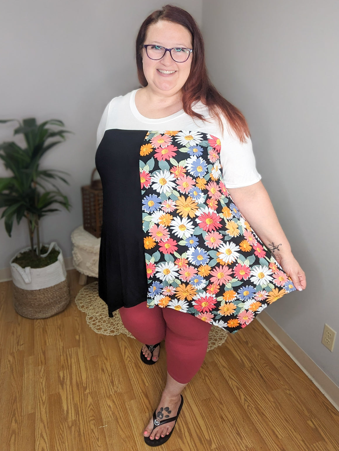 Garden Groove Floral Colorblock Tunic Top (2 colors)