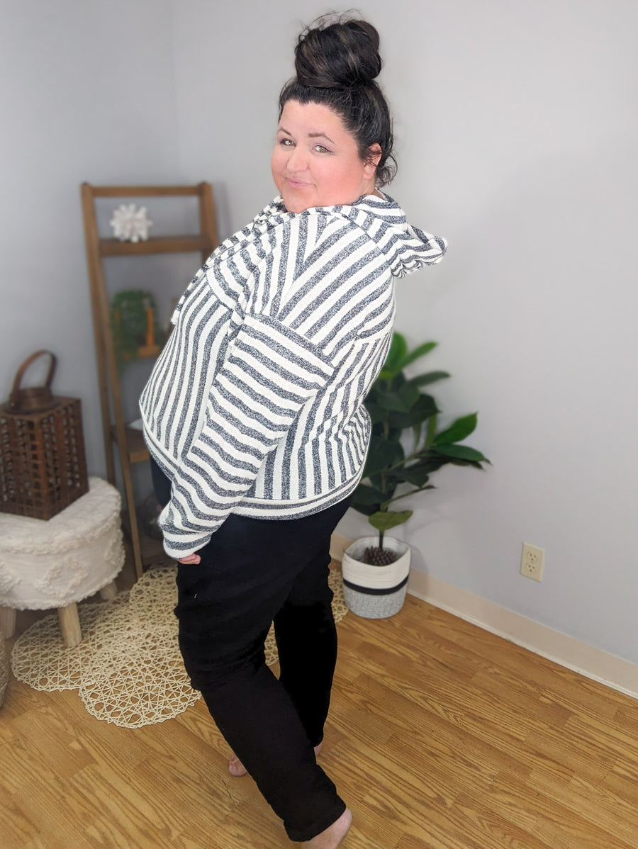 Jessa Joggers in Black by Judy Blue