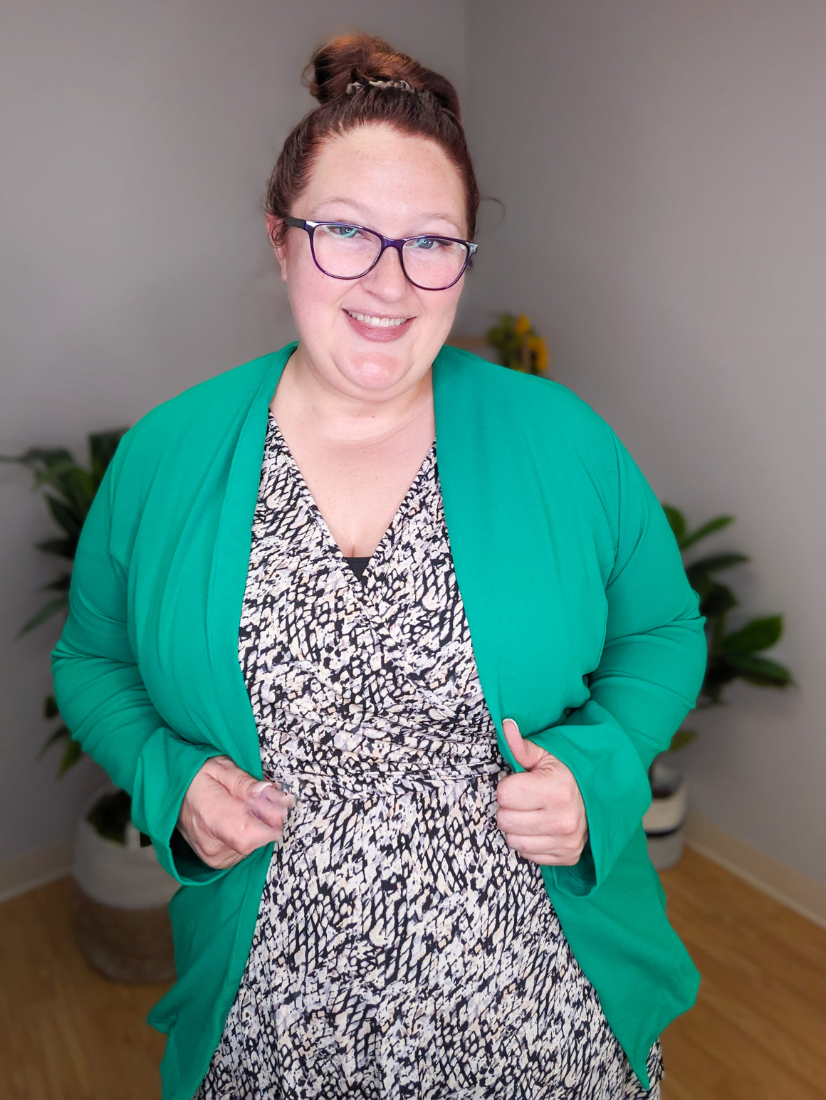 Talullah Solid Blazer in Kelly Green