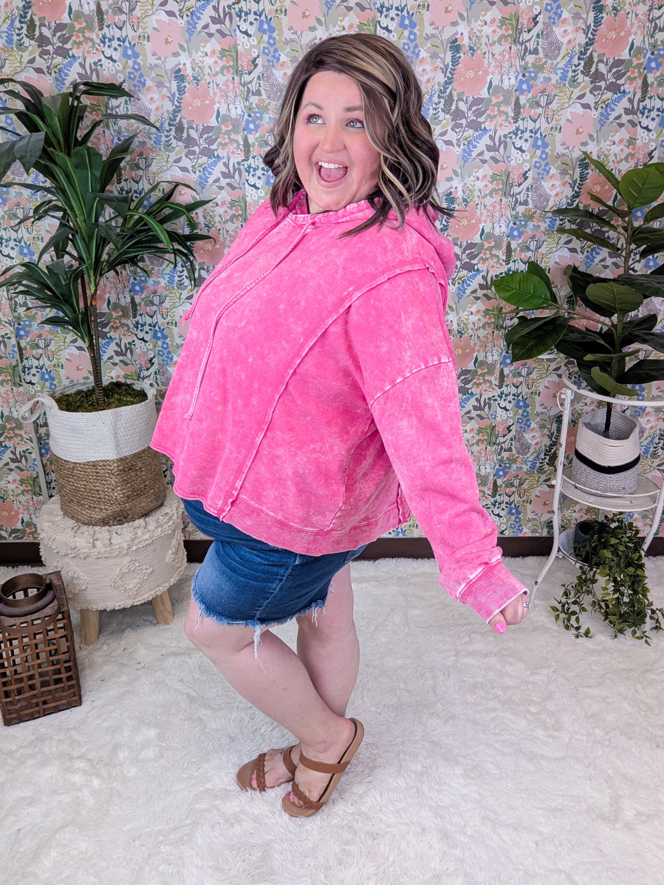 Marek Mineral Washed Boxy Hoodie in Pink + Plaid – Stacked
