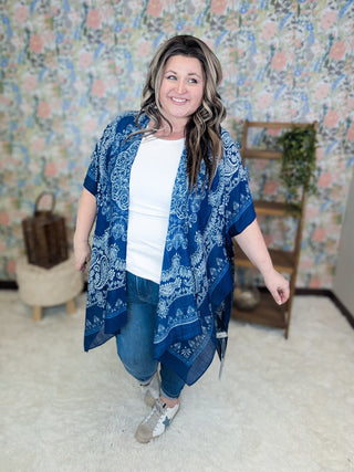 Kingsley Paisley Print Kimono in Navy-4- Overlayer Tops-Urbanista-Styled by Stacked - A Plus Size Women's Boutique in Lakeville, MN