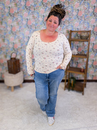 Naomi U-Neck Ditsy Floral Fitted Long Sleeve Top