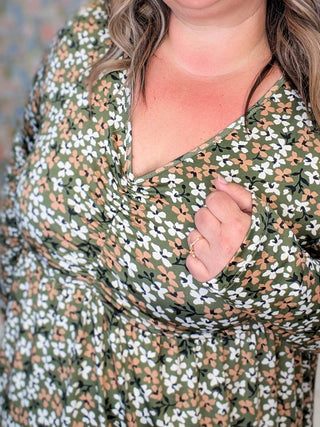 Gemma Cinched Babydoll in Neutral Floral on Olive