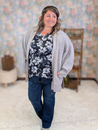 Becca Button Sleeve Scoopbottom Top in Black Floral