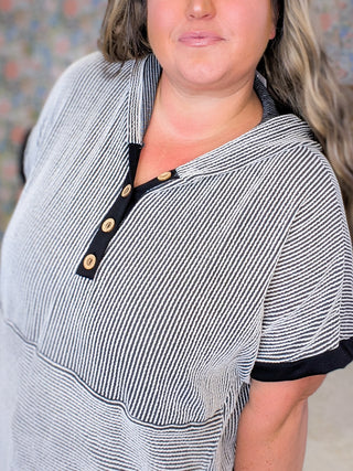 Elliot Ribbed Hooded Short Sleeve Top in Stripes