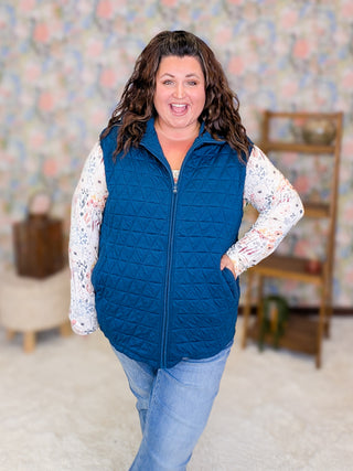 Lissa Premium Quilted Vest w/Hood (4 Colors)