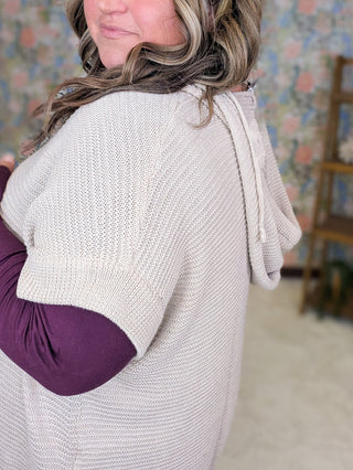 Marcie Textured Knit Short Sleeve Hooded Top (2 Colors)