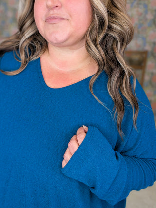 Sharon Vneck Dolman Pullover in Teal