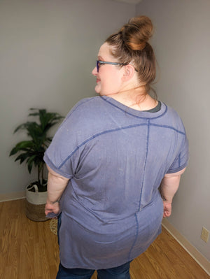 SALE- Effortless Style Relaxed Pocket Tee