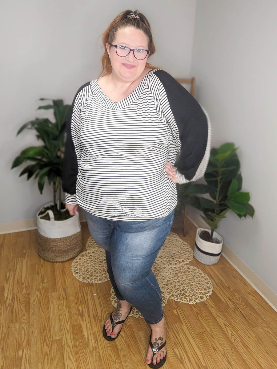 Blocks on my Sleeve Striped Top (2 colors)