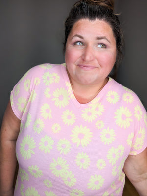 SALE- Daisy Delight Vneck Tee