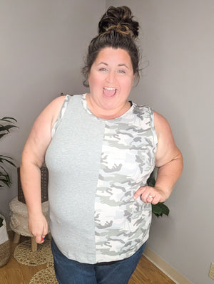 Camo Contrast Split View Tank Top