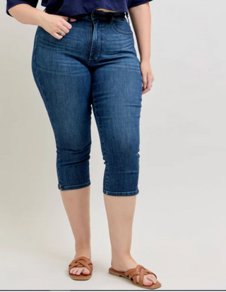 Judy Blue Tummy Control Darkwash Capri
