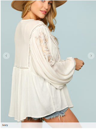 Kendall Embroidered Flowy Top in Ivory Neutrals