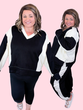 Mianna Scuba Vneck Pullover in Black