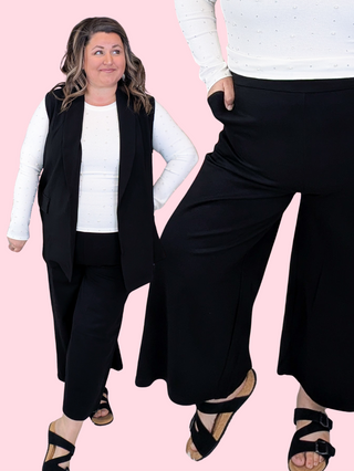 Jillian Pull On Wide Crop Trouser in Black