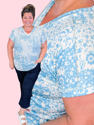 Libby Short Sleeve Vneck in Blue + Ivory Patch Floral