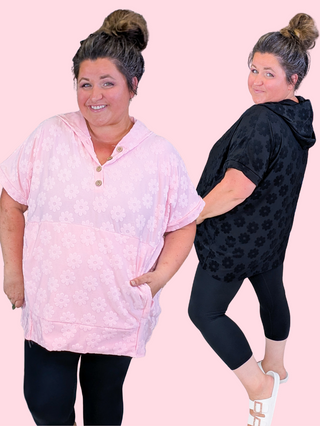 Magnolia Short Sleeve Hooded Top w/Daisy Texture (2 Colors)