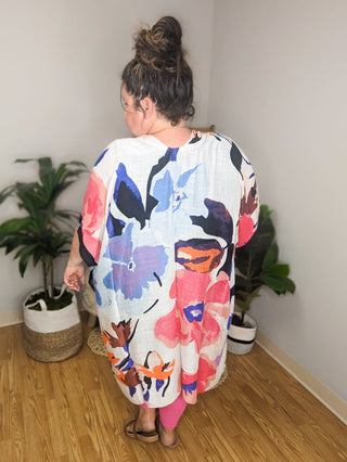 Alaia Watercolor Floral Kimono-4- Overlayer Tops-urbanista-Styled by Stacked - A Plus Size Women's Boutique in Lakeville, MN