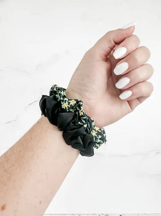 12- Accessories & Gifts Floral & Solid 2pc Scrunchie Set (6 colors) plus size clothing