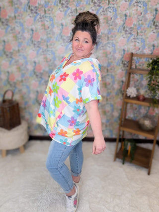 1- ShortSlv/Slvless Tops Journey Short Sleeve Hooded Top in Colorful Daisies plus size clothing