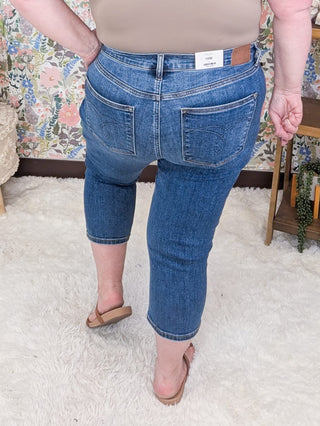 9- Bottoms Denim Judy Blue Medium Wash Embroidered Pocket Capri plus size clothing