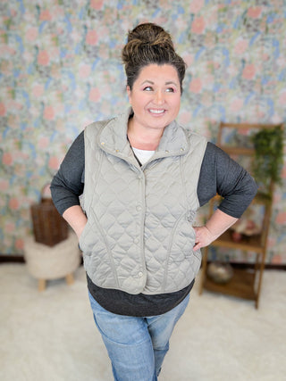 Kacey Quilted Lightweight Vest w/Snaps-4- Overlayer Tops-rae mode-Styled by Stacked - A Plus Size Women's Boutique in Lakeville, MN