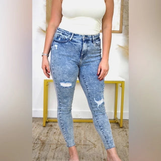 Judy Blue Acid Wash Skinny Jeans