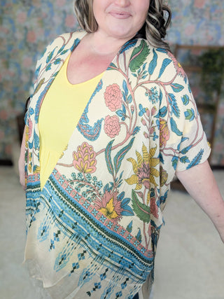 Mesa Vintage Floral Kimono-4- Overlayer Tops-Urbanista-Styled by Stacked - A Plus Size Women's Boutique in Lakeville, MN