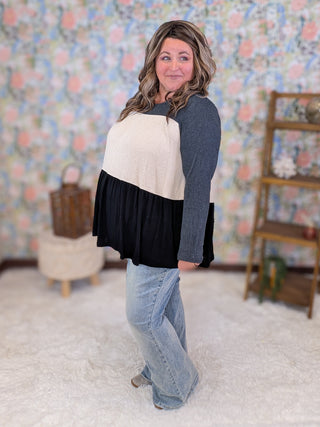 Donna Colorblock Flowy Tiered Top in Neutrals