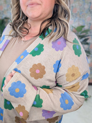 Mandy Mod Floral Print Open Cardigan w/Pockets (2 Colors)-4- Overlayer Tops-HEIMISH-Styled by Stacked - A Plus Size Women's Boutique in Lakeville, MN