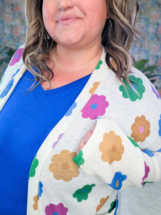 Mandy Mod Floral Print Open Cardigan w/Pockets (2 Colors)-4- Overlayer Tops-HEIMISH-Styled by Stacked - A Plus Size Women's Boutique in Lakeville, MN