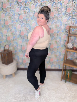 Brushed Basic Leggings w/Booty Enhancing Seam