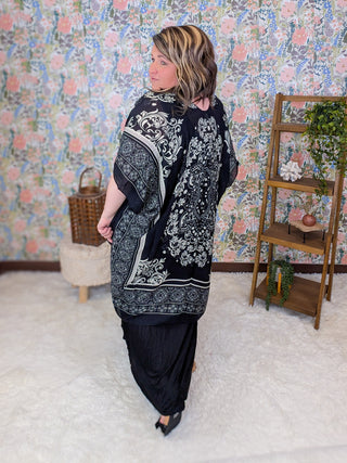 Nova Damask Kimono on Black