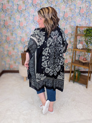 Nova Damask Kimono on Black