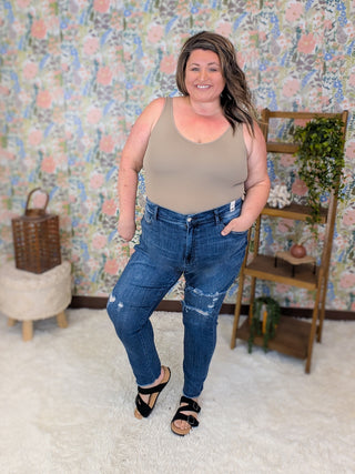 Judy Blue High Rise Darkwash Distressed Skinny