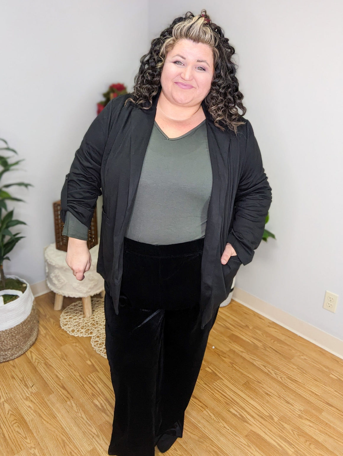 Darby Black Collared Blazer w/Stretch