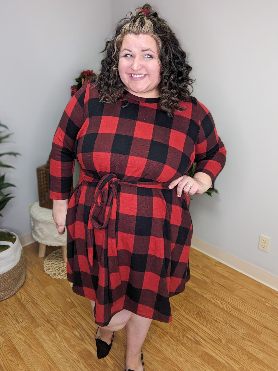 London Windowpane Plaid Dress in Red & Black