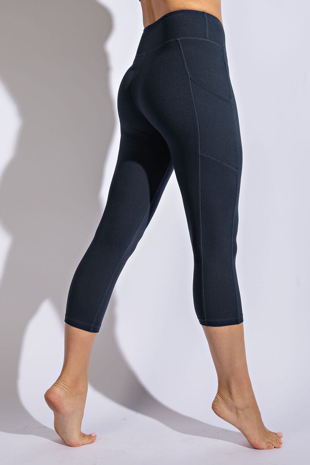 Boutique Butter CAPRI leggings w/POCKETS leggings rae mode 