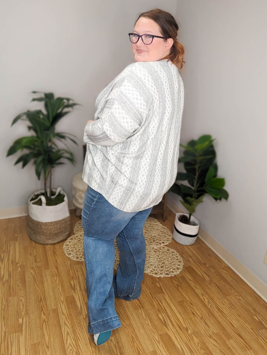Lightweight Cable Knit Cardigan (2 colors) CARDIGAN BE STAGE 